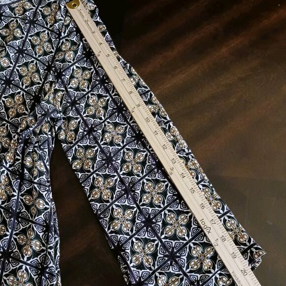 Max Edition Tunic Women Medium 3/4 Sleeve Black Geometric Handkerchief Hem Rayon - Picture 9 of 9